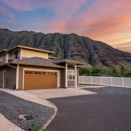 Makaha Villa By Avantstay Mountain Ocean Views